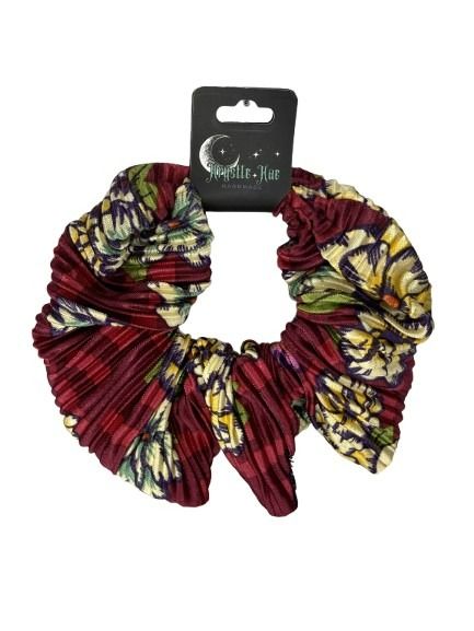 Wavvy Bloom Scrunchie