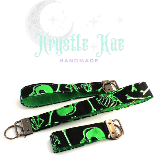 Glow in the Dark Skull Key Fob Wristlet